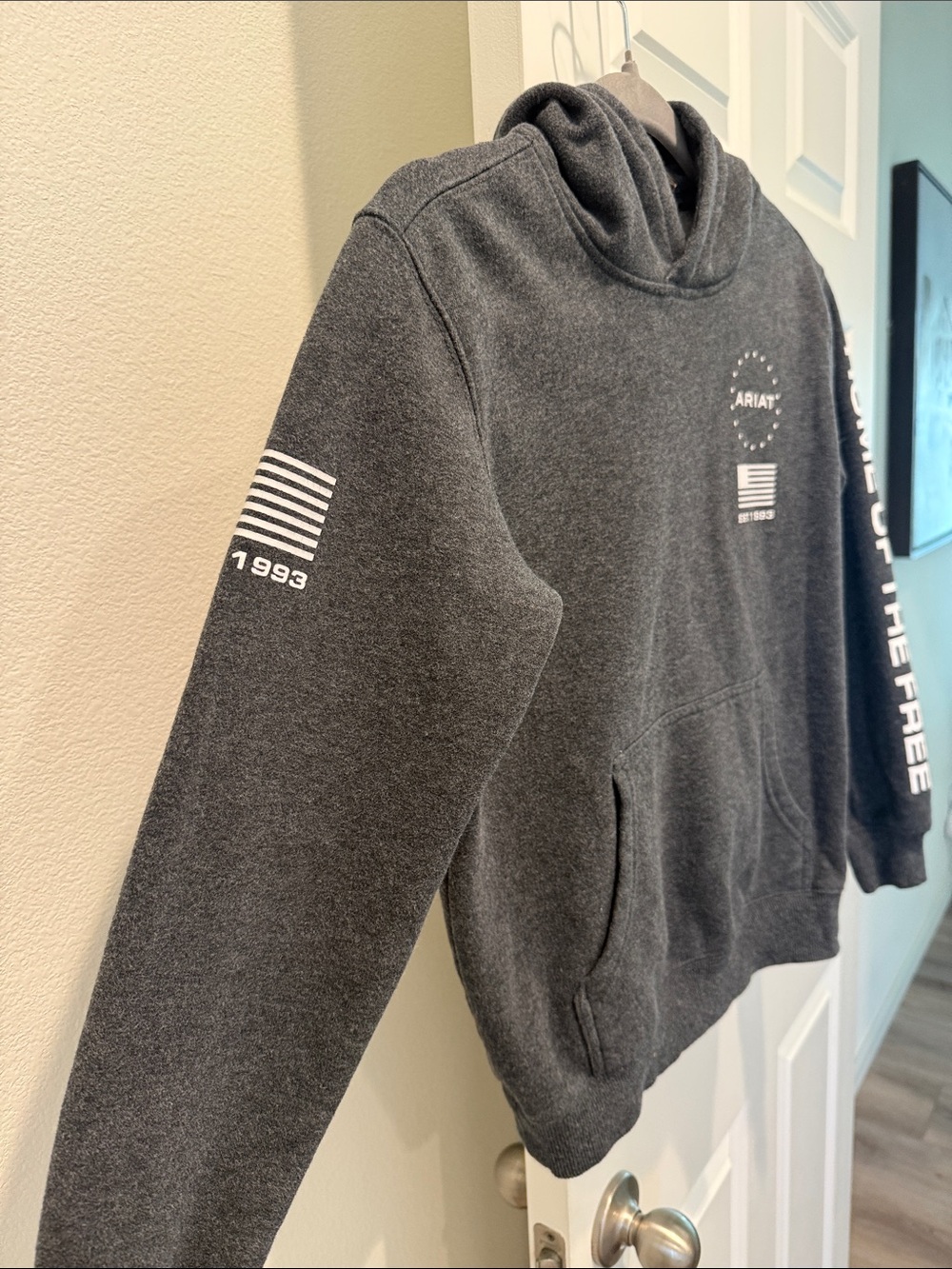Ariat boys Charcoal Gray Hoodie with Logo - Picture 4 of 7
